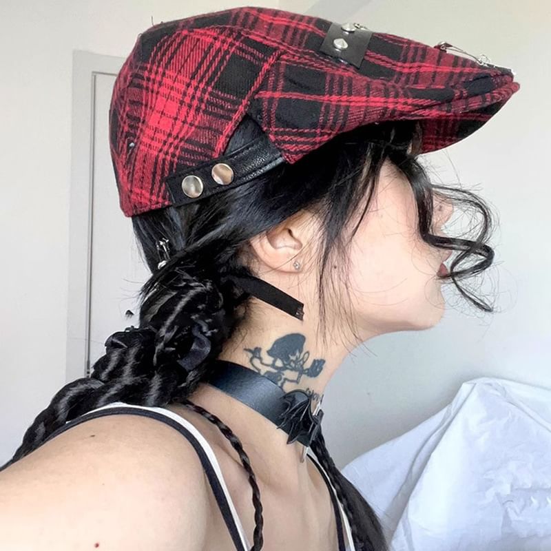 Pin Newsboy Accent Plaid Cap