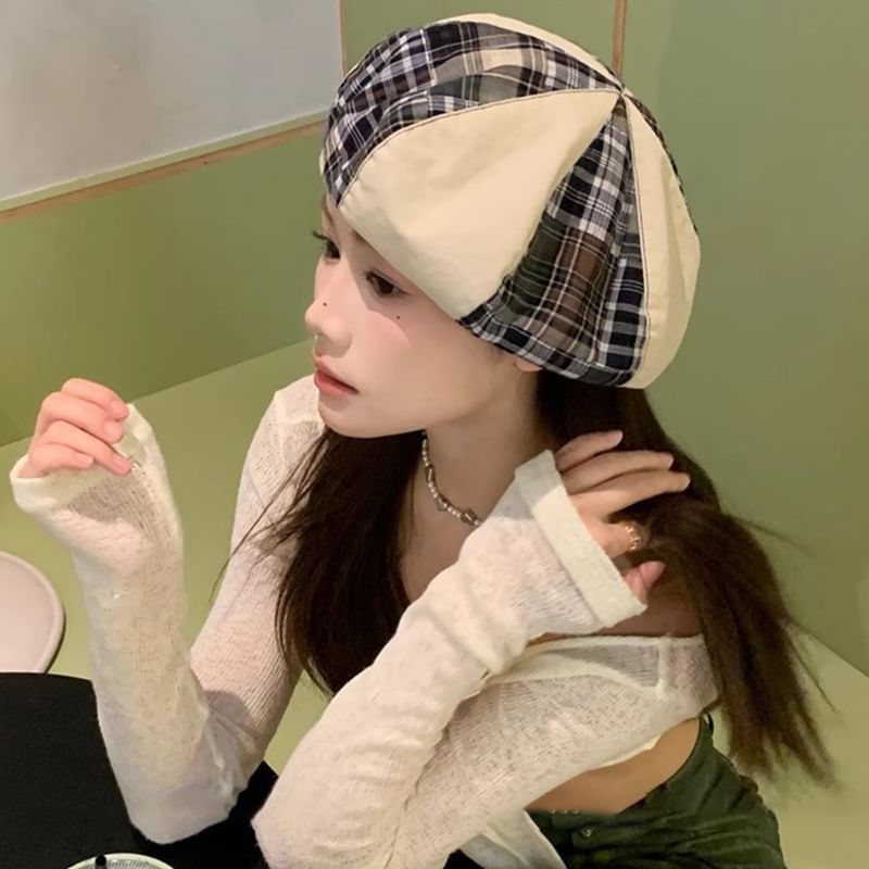 Beret Plaid Panel