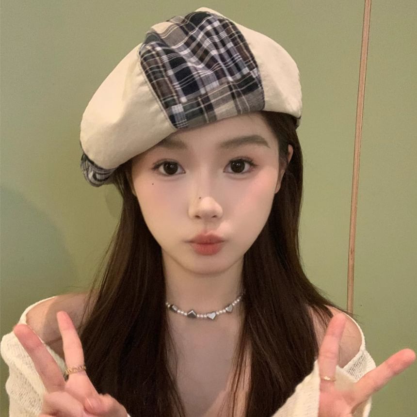 Beret Plaid Panel
