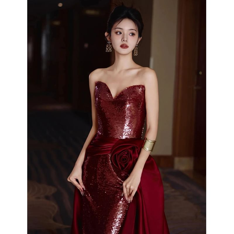 Sequin Flower Sheath Detail Panel Sweetheart Tube Mesh Neck Evening Gown