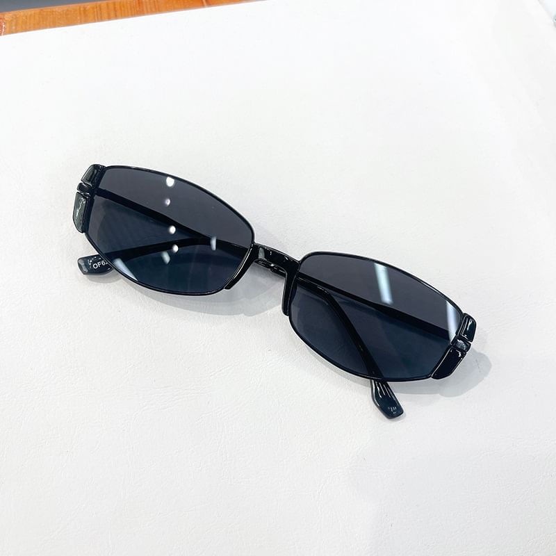 Shield Flat Lens Sunglasses