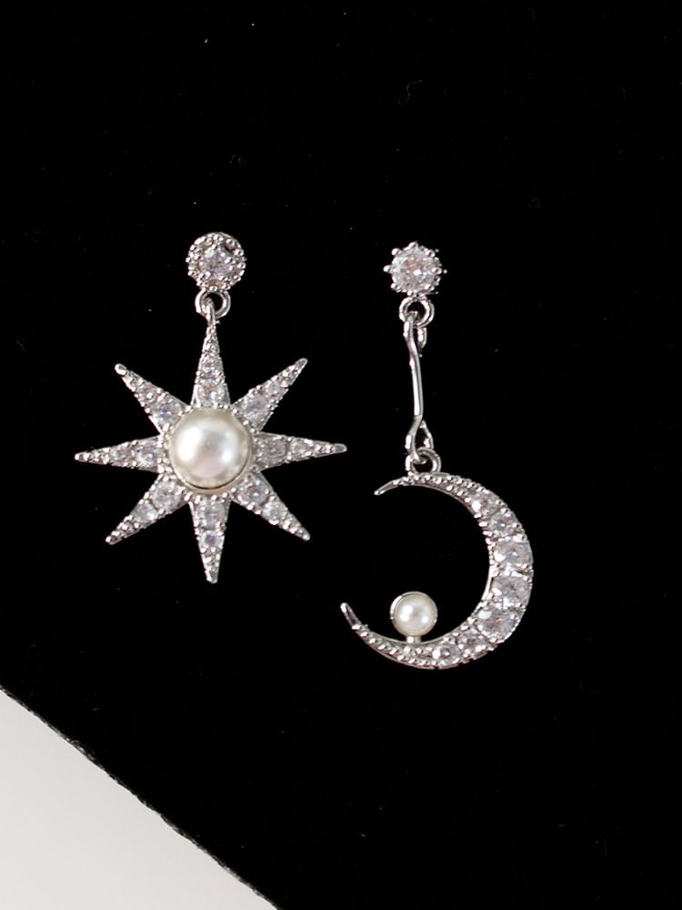 Star Alloy Asymmetrical Rhinestone Moon Dangle Earring Faux Pearl