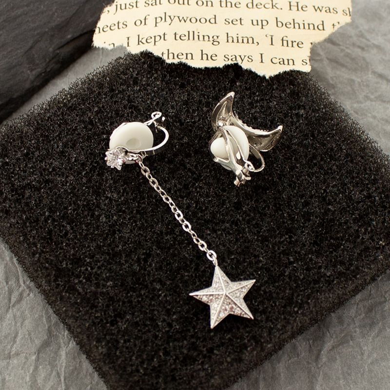 Dangle Star Alloy Asymmetrical Moon Earring