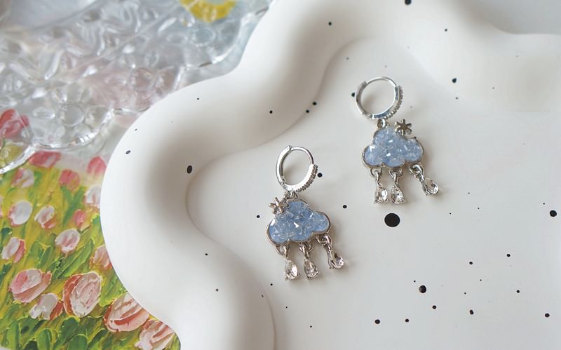 Huggie Rhinestone Drop Earring Cloud Fringed