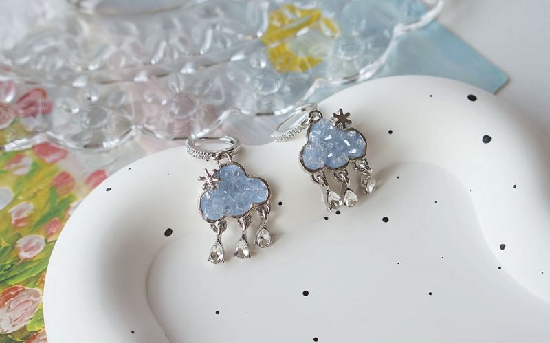 Huggie Rhinestone Drop Earring Cloud Fringed