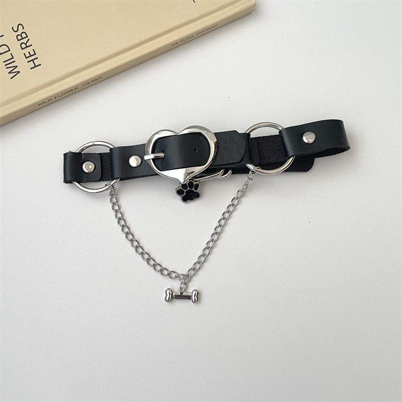 Faux Heart Choker Buckle Paw Leather