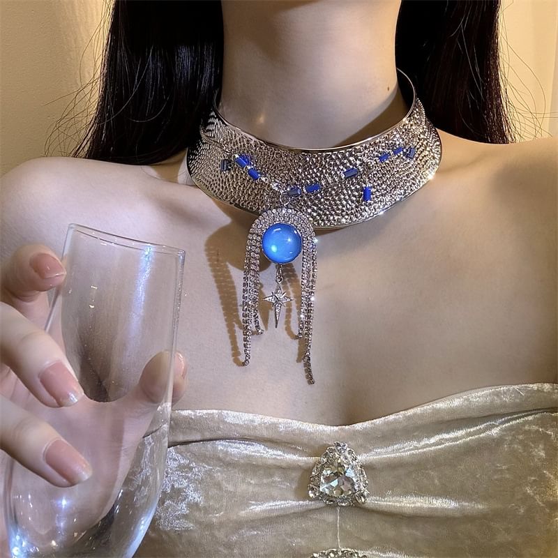 Lariat Rhinestone Choker Metallic