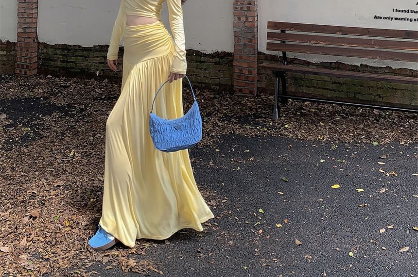 Tee Waist Maxi A-Line Set: High Off-Shoulder + Plain Fit Long-Sleeve Crop Slim Skirt