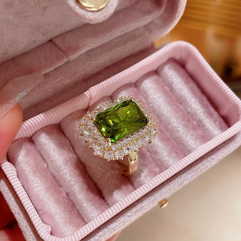 (Various Rhinestone Alloy Ring Designs)