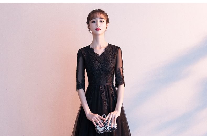 Evening Lace A-Line V-Neck 3/4-Sleeve / Cocktail Gown Asymmetrical Dress