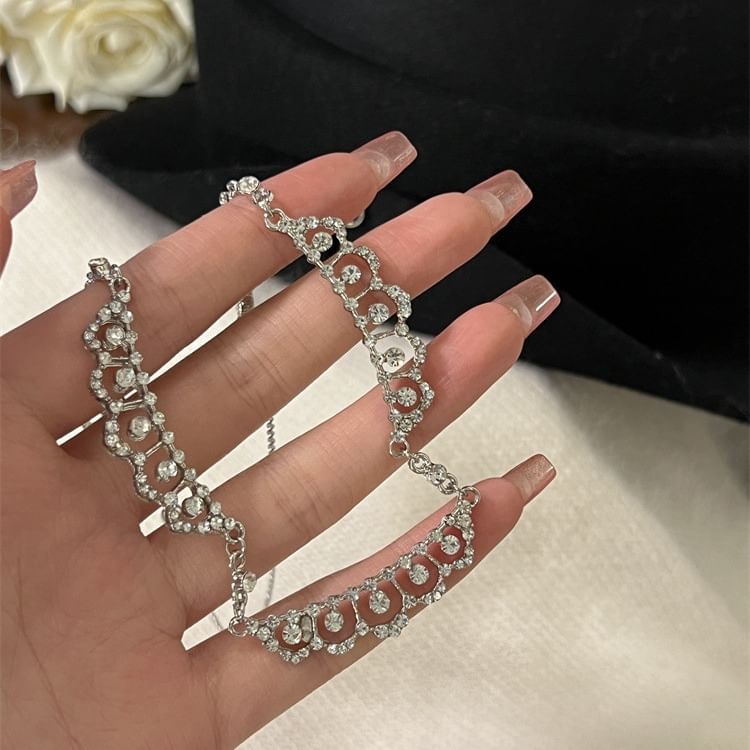 Faux Pearl Pendant Necklace / Rhinestone Lace-Shaped Necklace