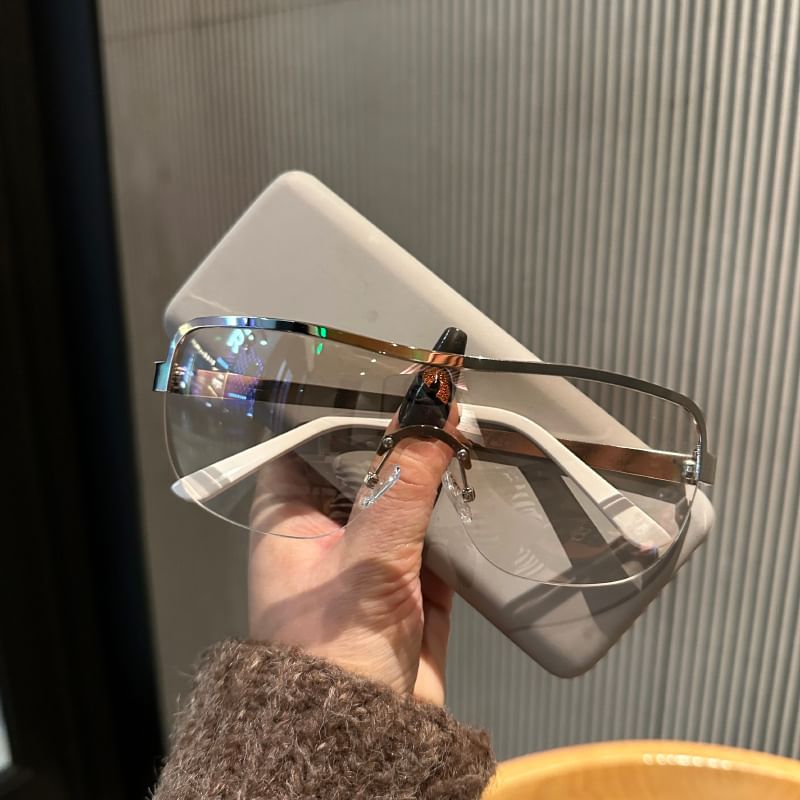 Piece Sunglasses One