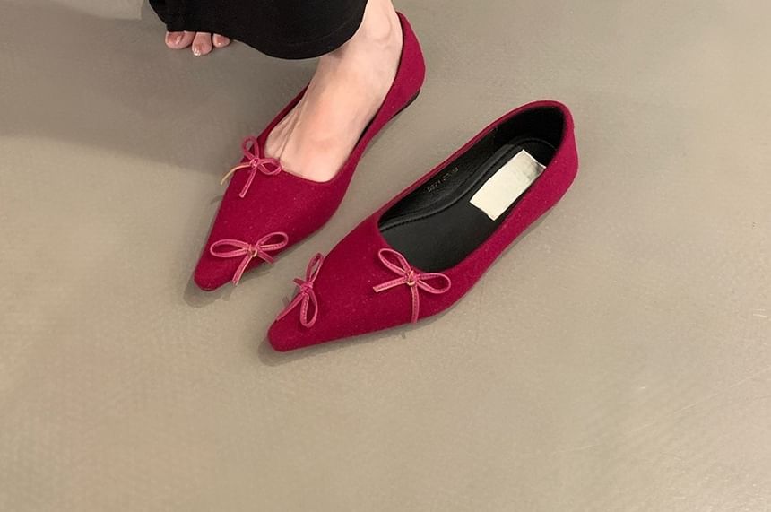 Toe Pointed Flats Bow