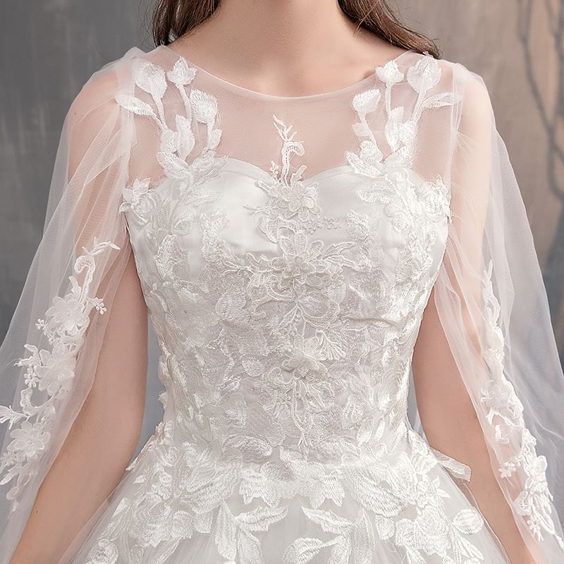 A-Line Flared-Sleeve Embroidered Wedding Flower Gown