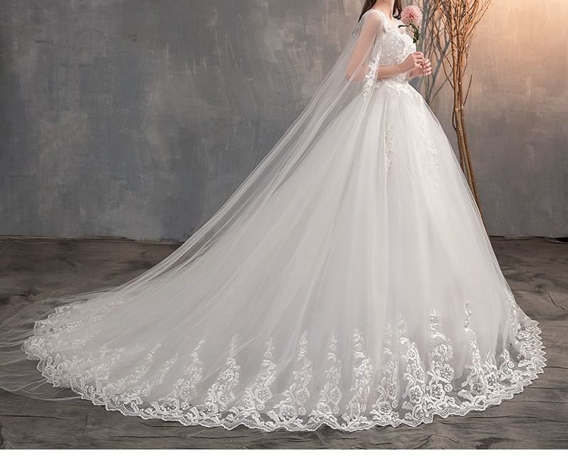 A-Line Flared-Sleeve Embroidered Wedding Flower Gown