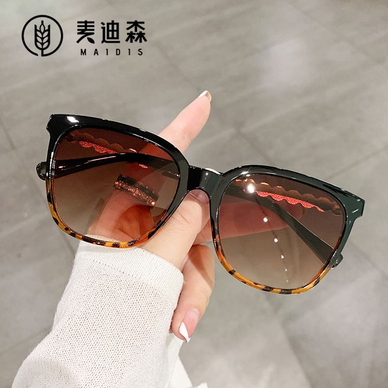Faux Sunglasses Pearl Square