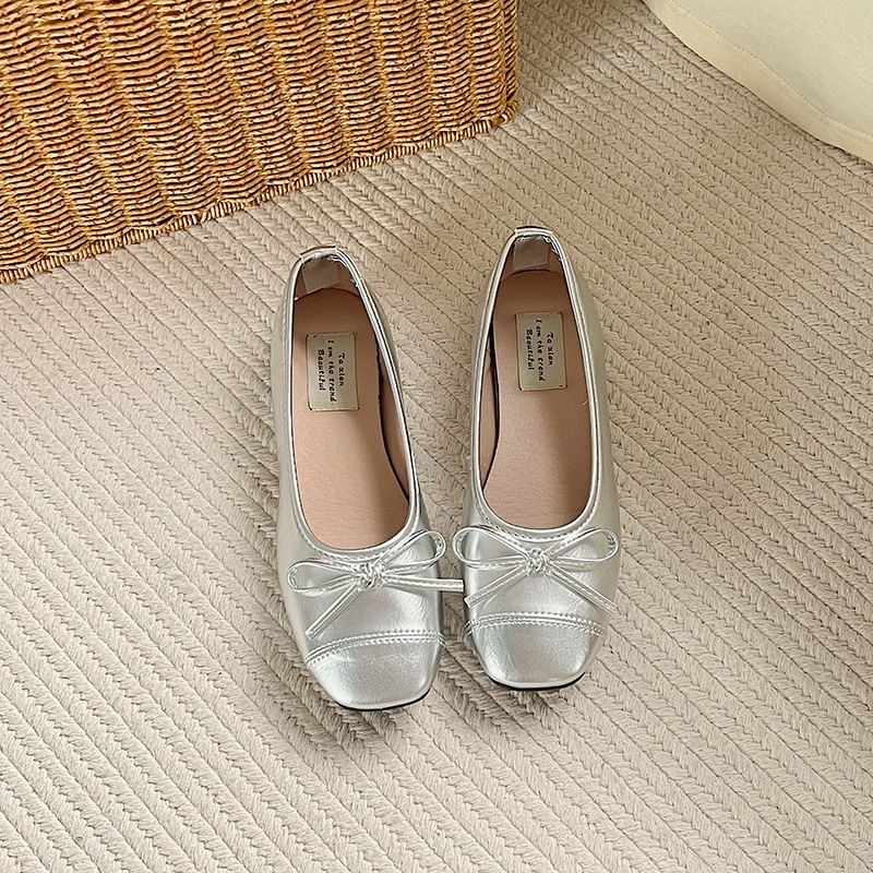 Accent Leather Flats Bow Faux