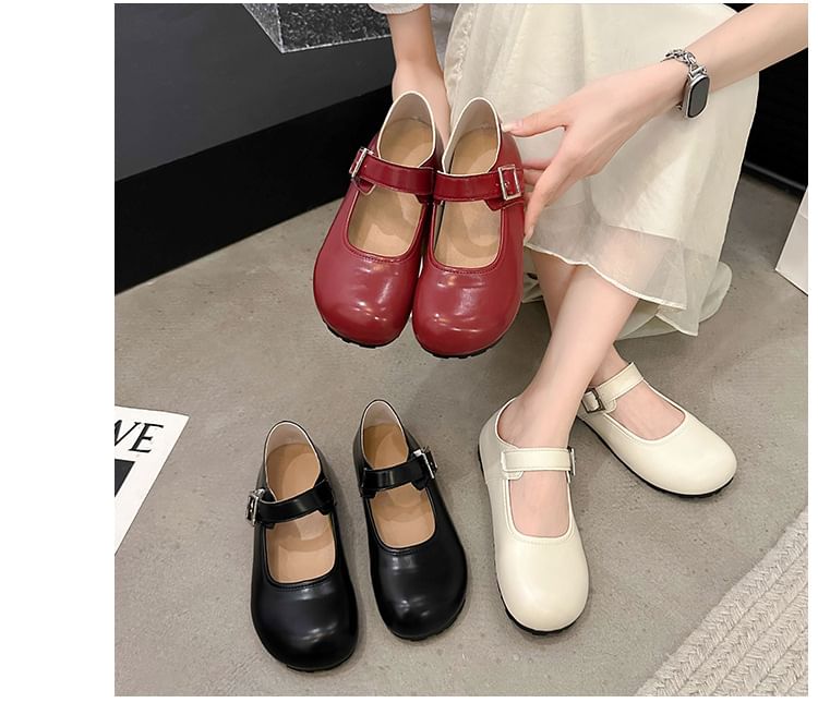 Jane Round Plain Toe Flats Mary Leather Buckled Faux