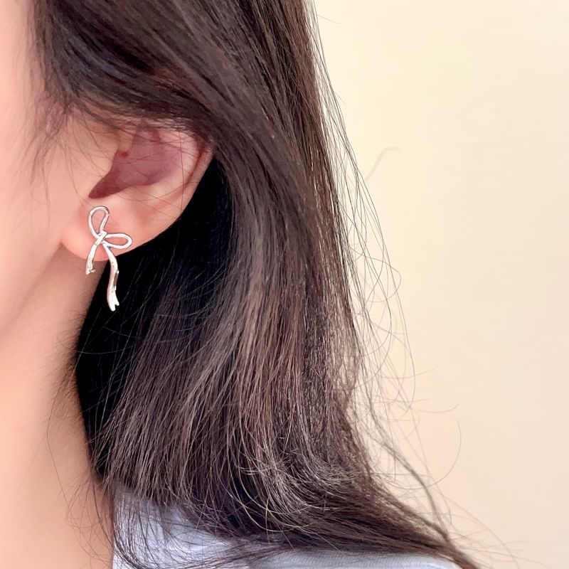 Earring Sterling Ribbon Silver Stud