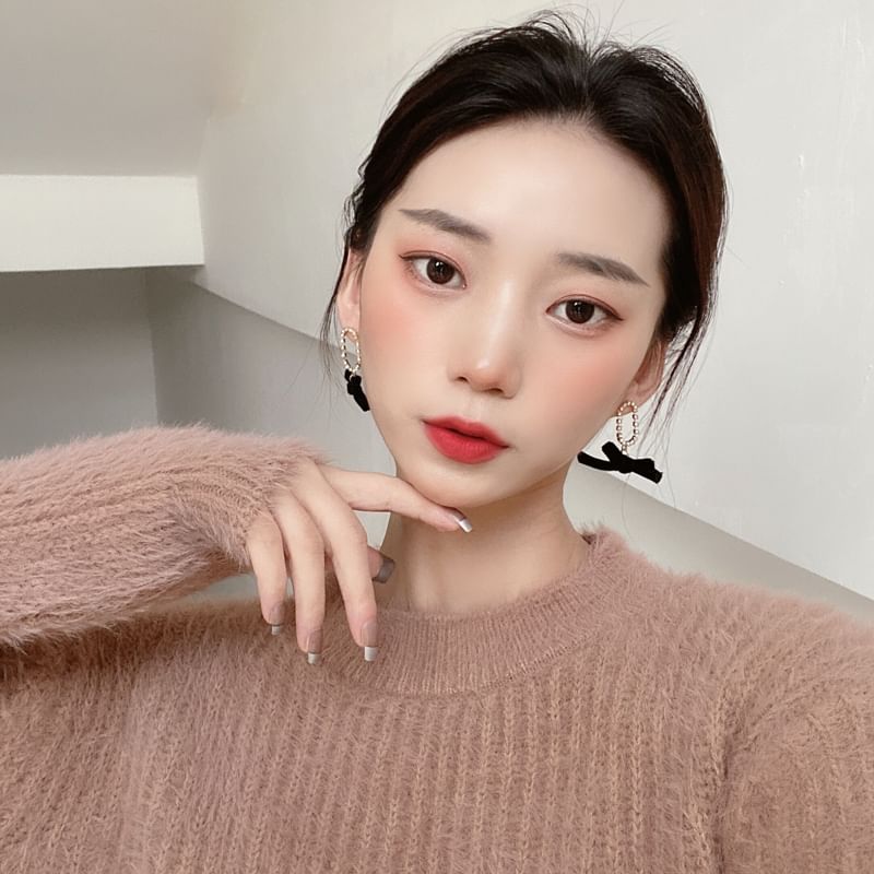 Earring / Dangle Clip Ribbon On