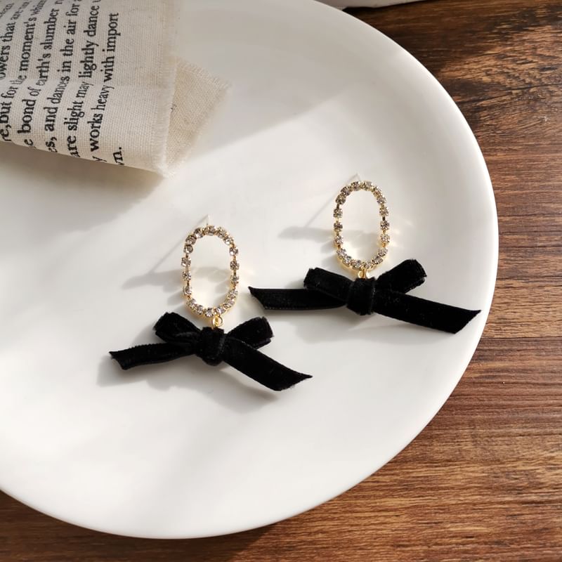 Earring / Dangle Clip Ribbon On