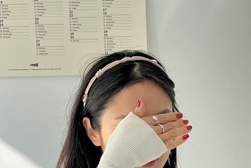 Faux Knot Pearl Headband