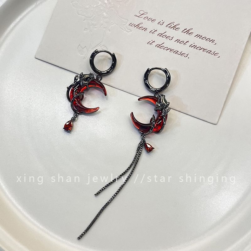 Moon-Shaped Drop Earring