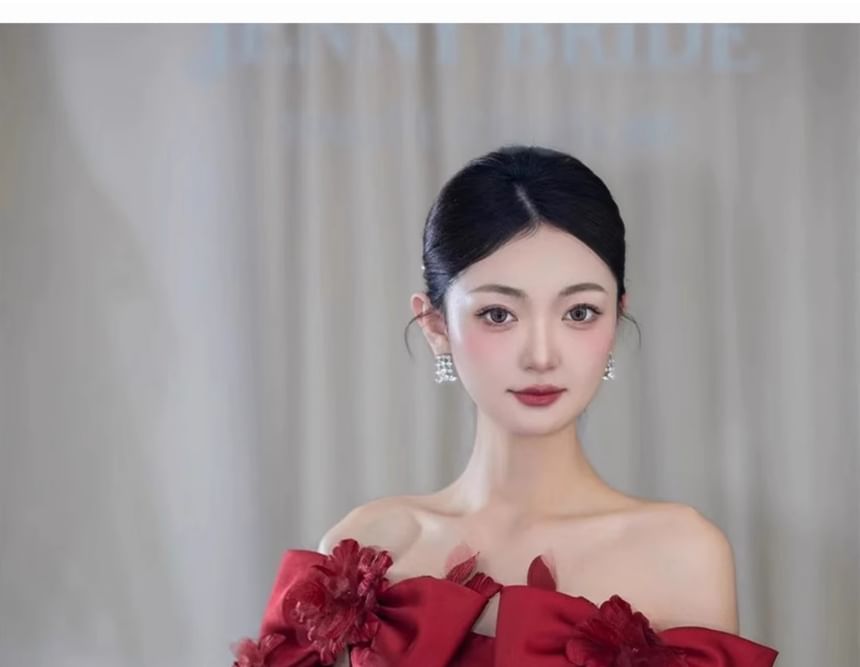 Accent Gown Bow A-Line Off-Shoulder Flower Evening Plain