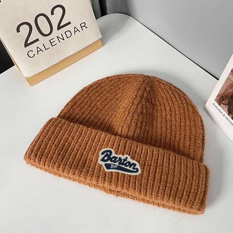 Applique Beanie Lettering Knit