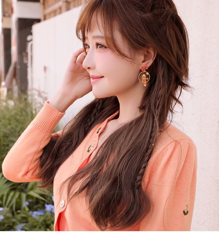 On Fox Clip / Hoop Earring