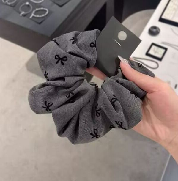 Scrunchie Dotted / Print Bow