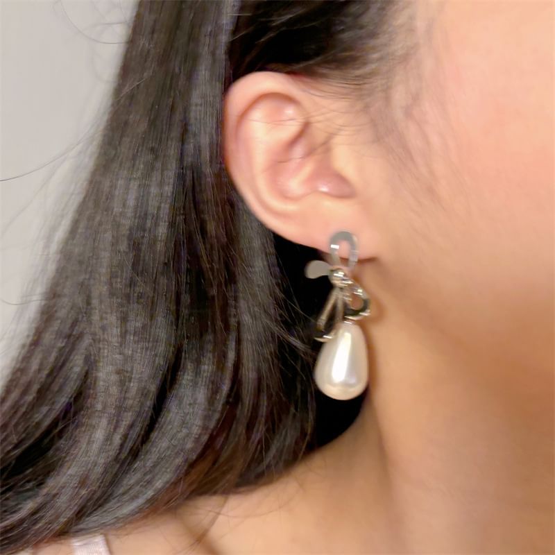 Pearl Earring Drop Bow Faux