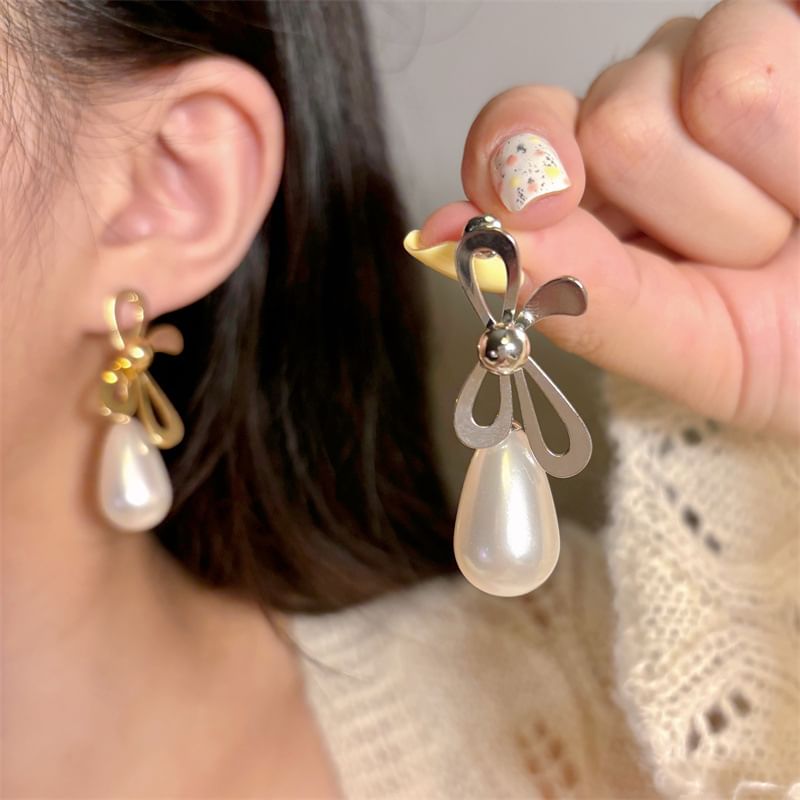 Pearl Earring Drop Bow Faux