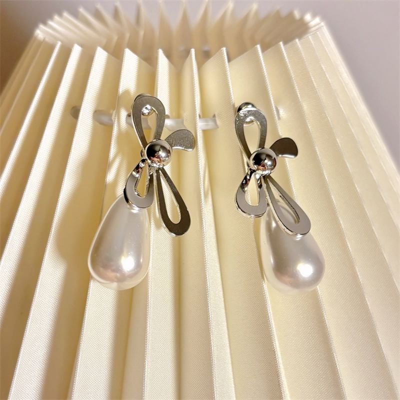 Pearl Earring Drop Bow Faux