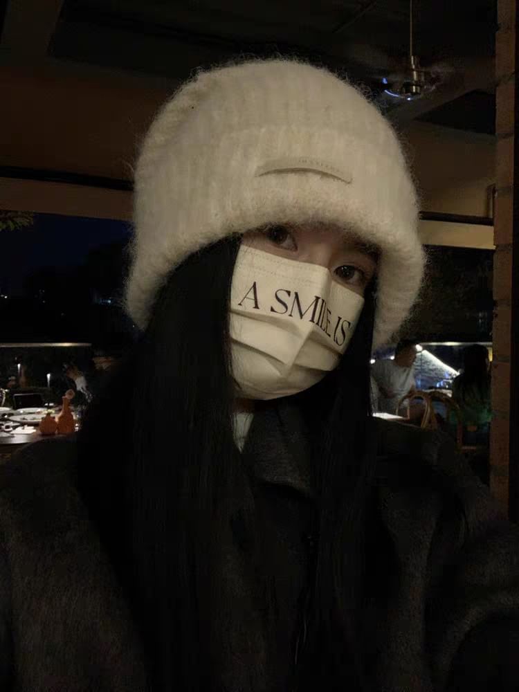 Applique Plain / Knit Ribbed Beanie