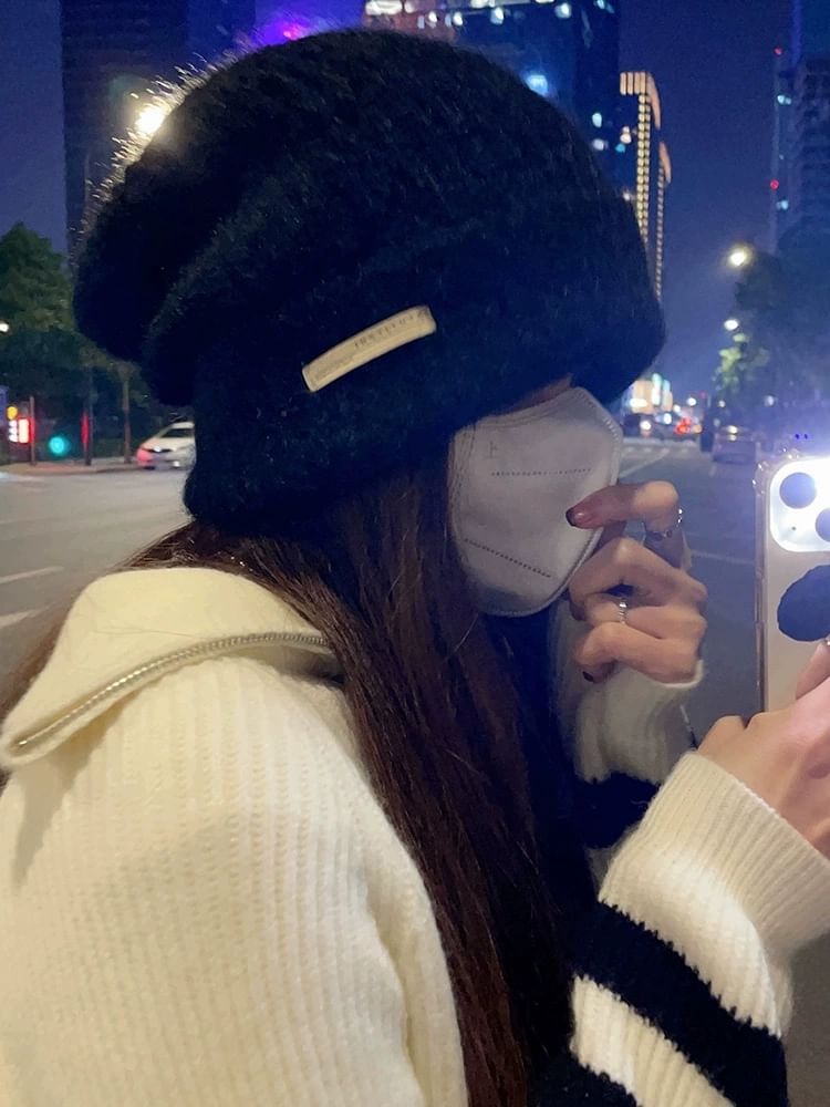 Applique Plain / Knit Ribbed Beanie