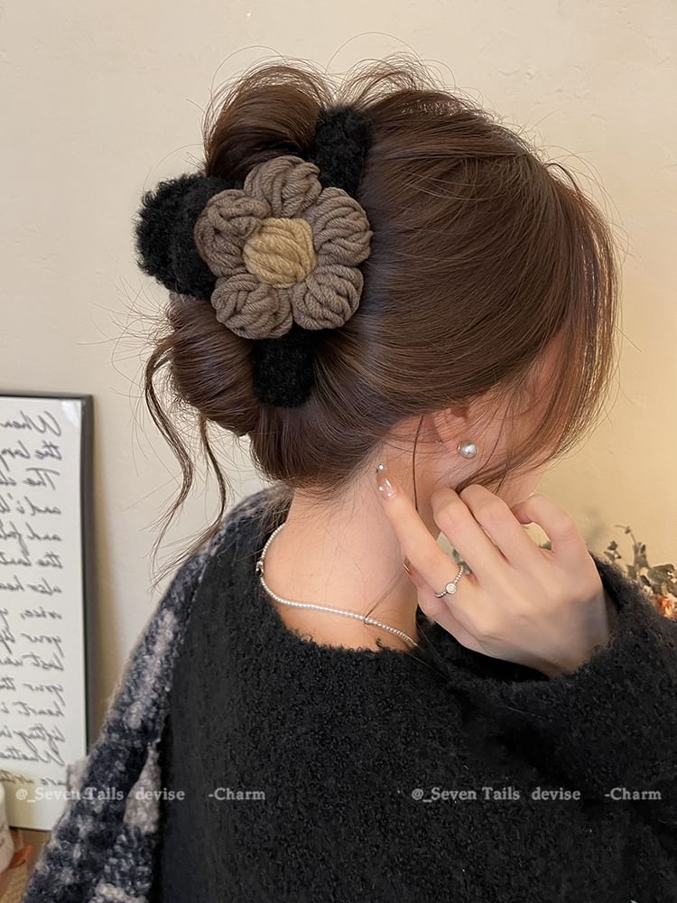 Yarn Claw Floral Chenille Hair Clip