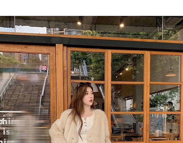 Short Detail Boots Plain Metal Block Heel