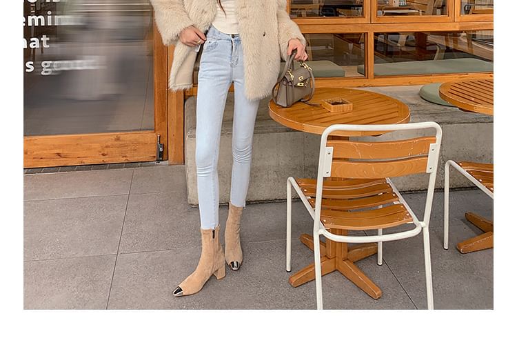 Short Detail Boots Plain Metal Block Heel