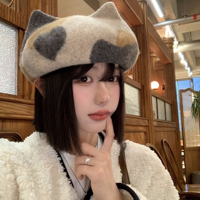 Patterned Ear Cat Beret