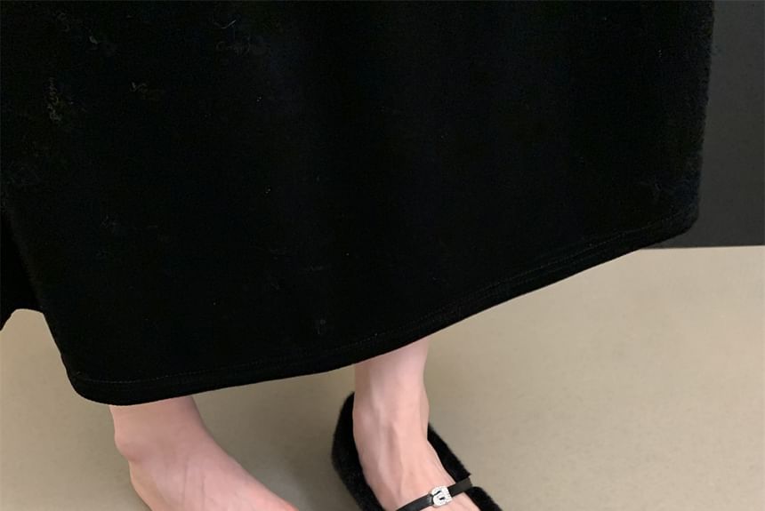 Fleece Flats Pointed