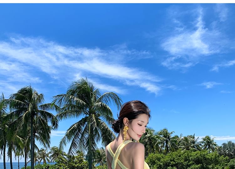 Sleeveless Sequin Evening Sheath Plain V-Neck Gown