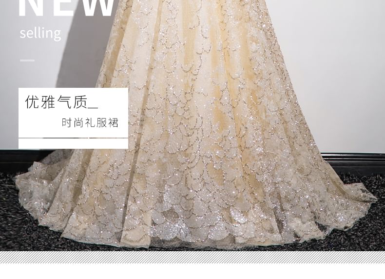 Evening Off Patterned A-Line Sleeveless Shoulder Gown