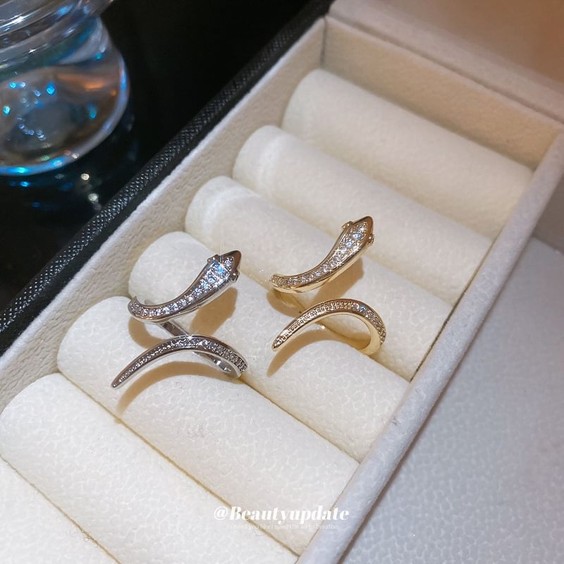 Rhinestone Snake Ring Open