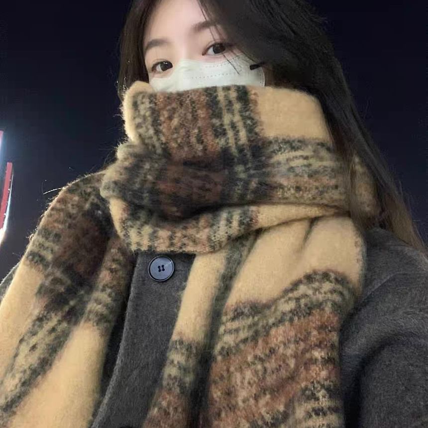 Plaid Scarf Fringe