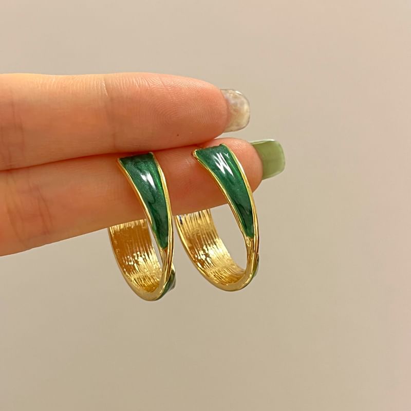 Galaxy Alloy Open Hoop Twisted Earring