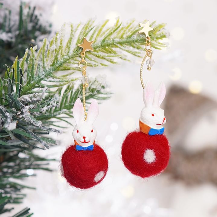 Dangle Rabbit Felt Earring