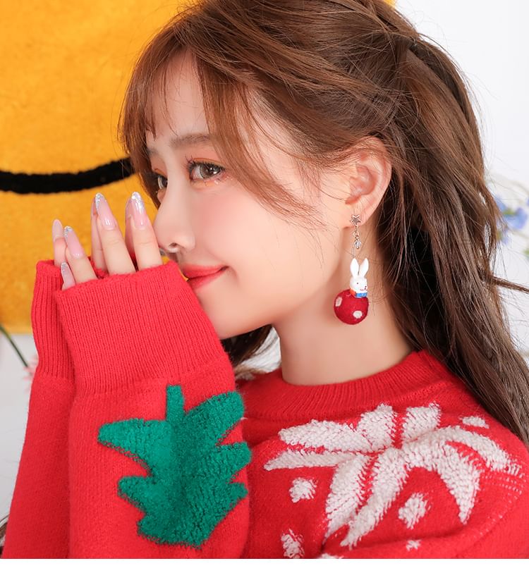 Dangle Rabbit Felt Earring