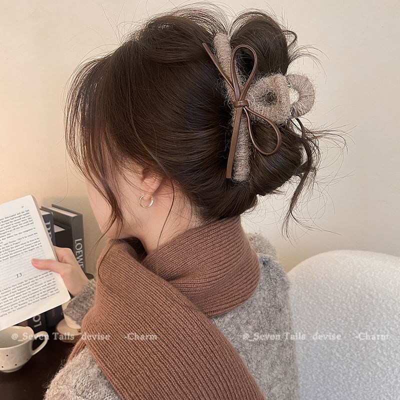 Hair Bow Faux Claw Leather