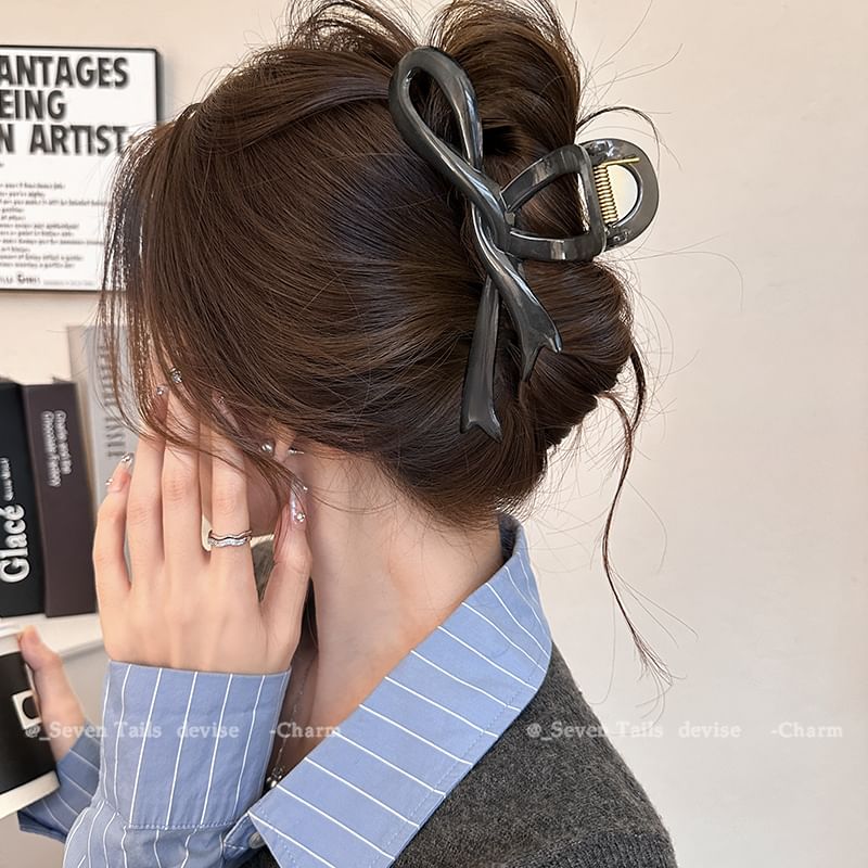 Claw Bow Plain Hair